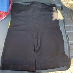 Empetua Shaper Shorts